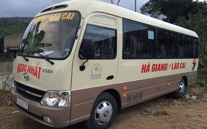 Travel by coach from Ha Giang to Sapa