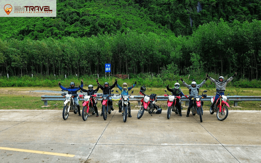 Cross country motorcycle routes from Hanoi to Saigon Via HCM trail
