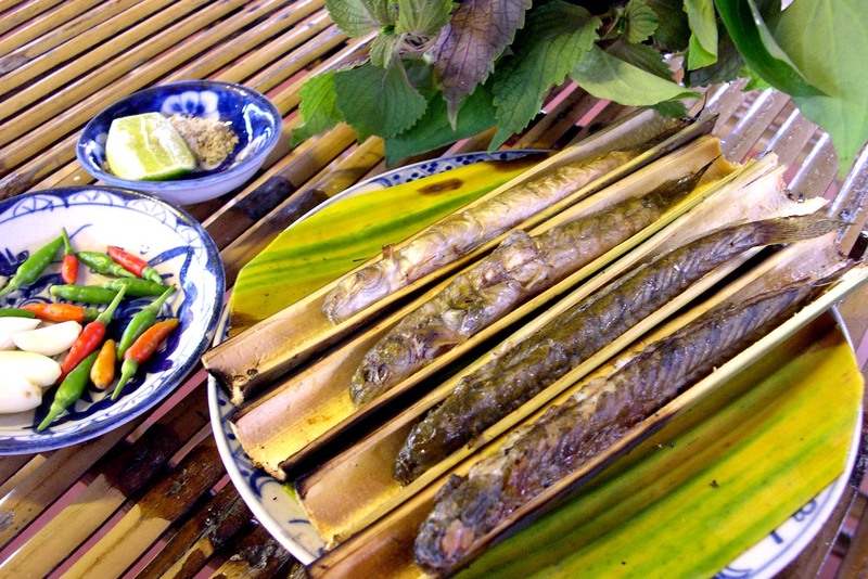 grilled fish in bamboo tubes ca nuong tre