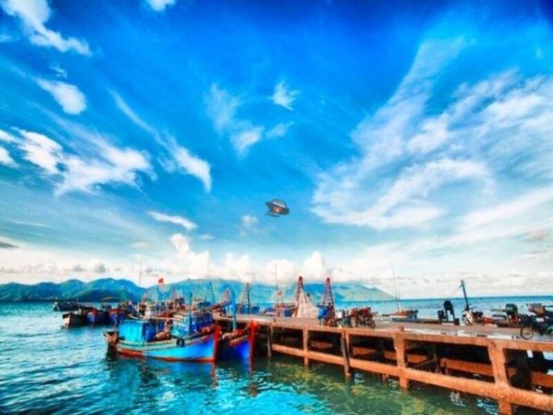 vinh luong fishing port